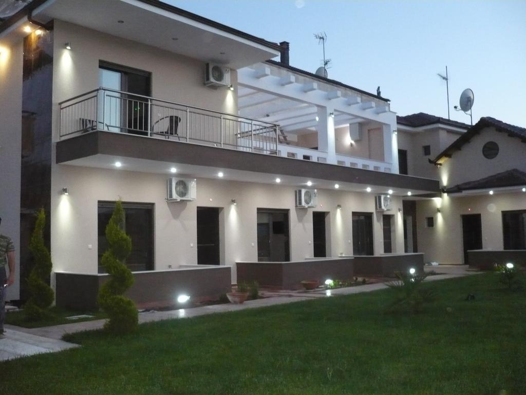 Palmyra Studios Ставрос Екстериор снимка